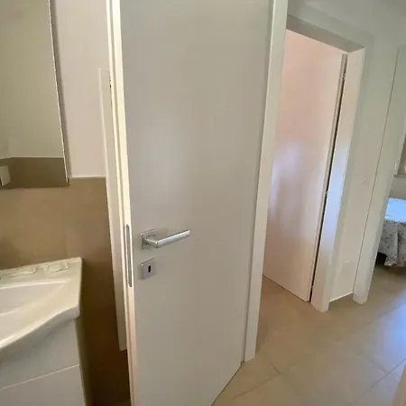 Renovierte Doppelhaushaelfte Mit Grossem Garten, Komplett Renoviert Σπίτι διακοπών *